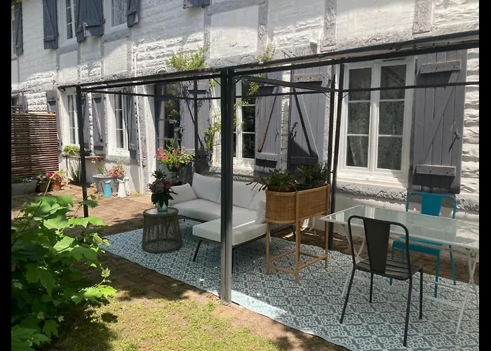 Avec Jacuzzi Privatif A Proximite De L'ocean דירה