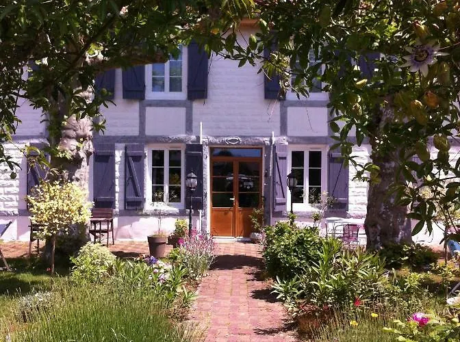 Avec Jacuzzi Privatif A Proximite De L'ocean דירה *