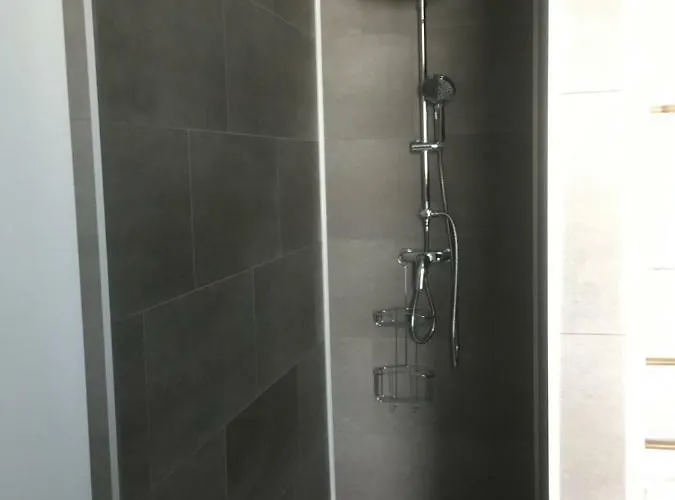 Avec Jacuzzi Privatif A Proximite De L'ocean דירה סן-ז'וליין-אן-בורן