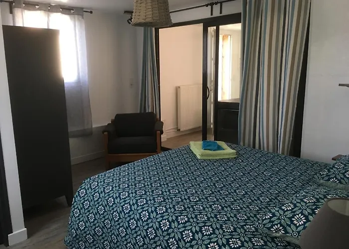 Avec Jacuzzi Privatif A Proximite De L'ocean דירה